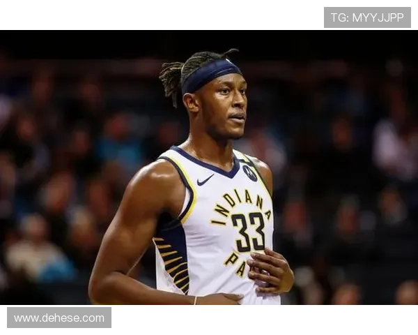 怀特分享与内线球员配合心得逐步磨合中收获乐趣与共同进步