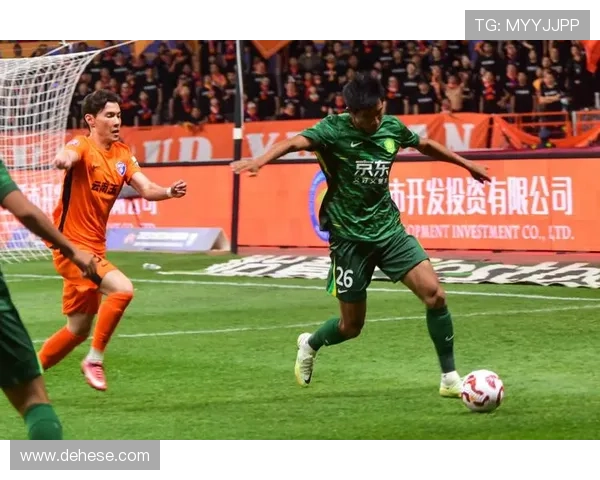 鲁媒报道依木兰与陈泽仕参加训练有望在本赛季中超首秀展现实力